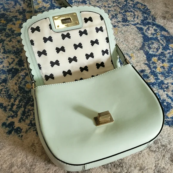 Kate spade scalloped crossbody best sale